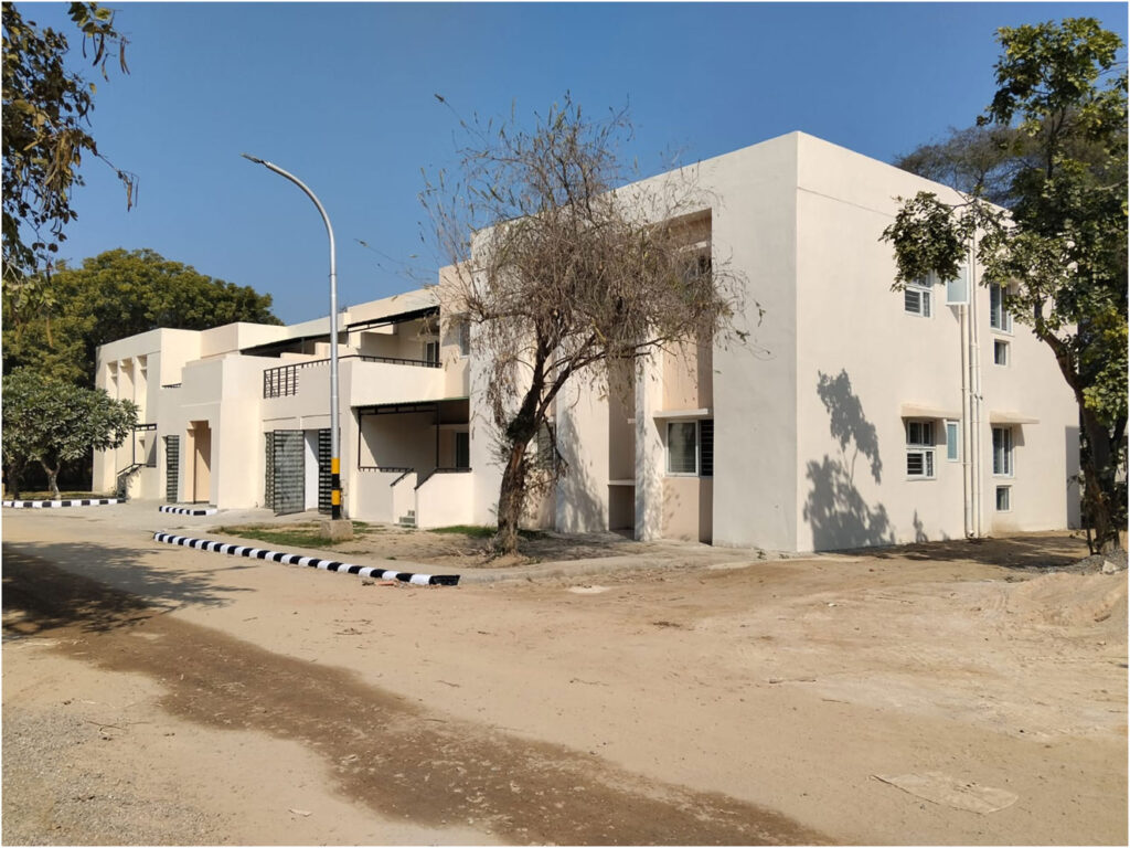SALARIA OFFICERS ENCLAVE